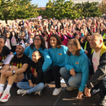 Un miler de participants a la cursa solidària pel càncer de mama